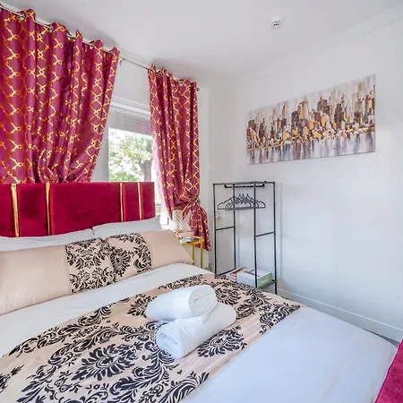 *ra9gh* For Your Relaxed & Cosy + Free Parking + Free Fast Wifi * *