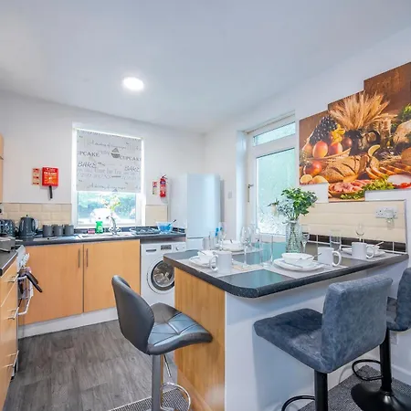 *ra9gh* For Your Relaxed & Cosy + Free Parking + Free Fast Wifi * Leeds (West Yorkshire)