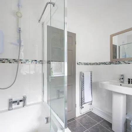 *ra9gh* For Your Relaxed & Cosy + Free Parking + Free Fast Wifi * Homestay